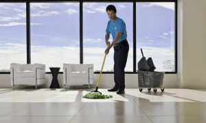 5 Reasons to Hire A Commercial Cleaning Service to Clean Your Office